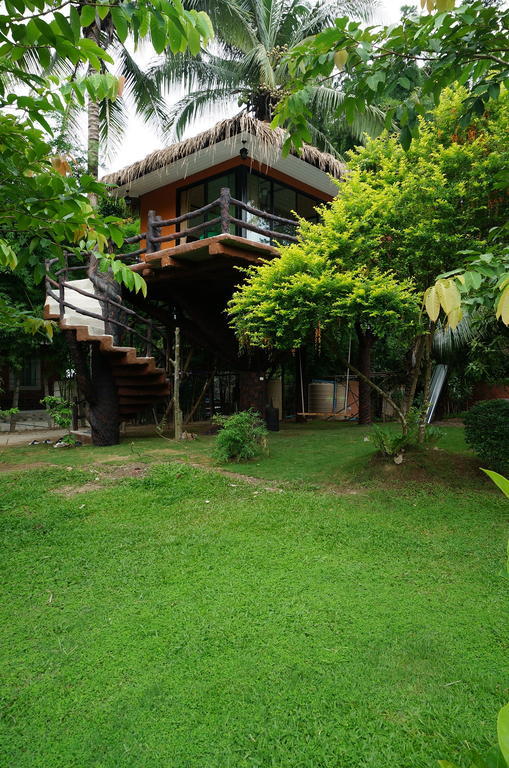 Baan Pong Tara Hotell Suan Phueng Rom bilde
